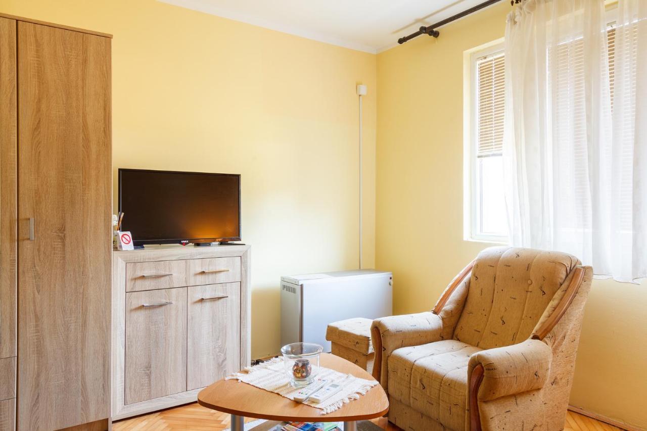 Apartman Bogojevic Golubac Eksteriør billede
